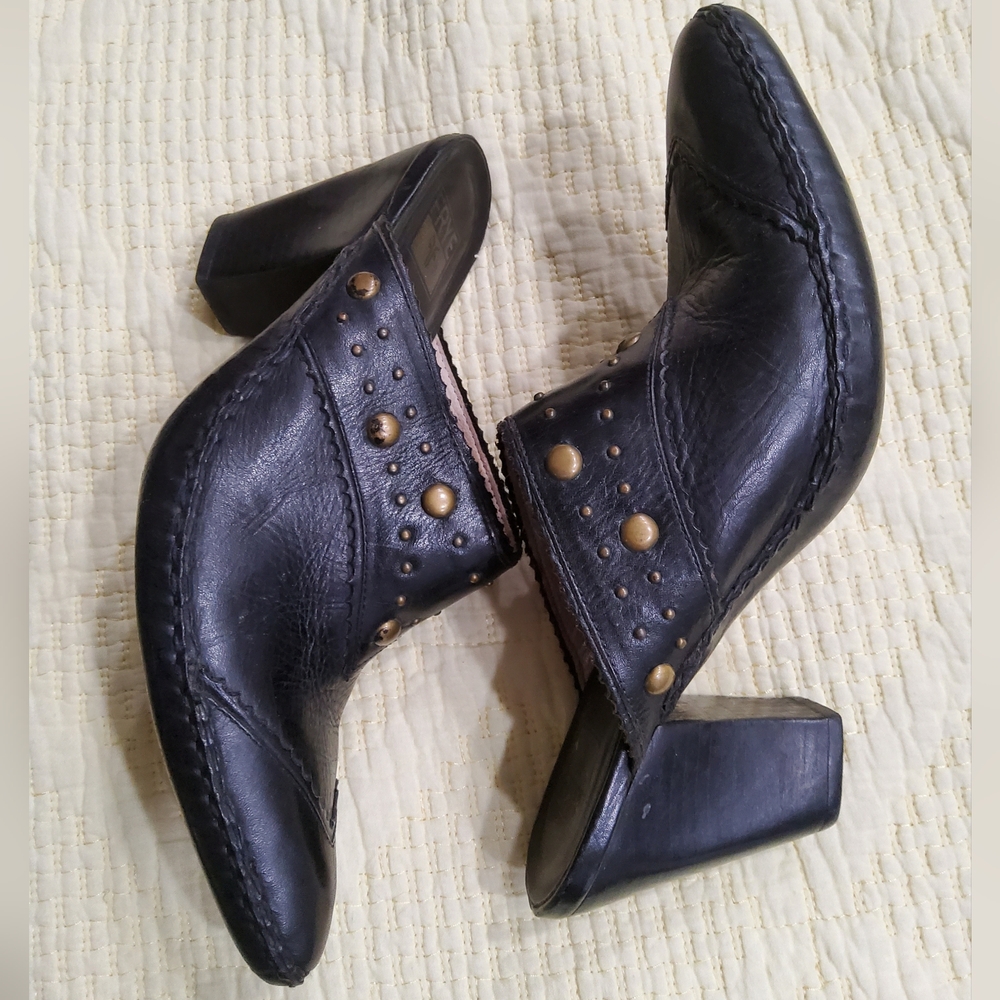 Frye Jessica Studded Heeled Mules Size 7